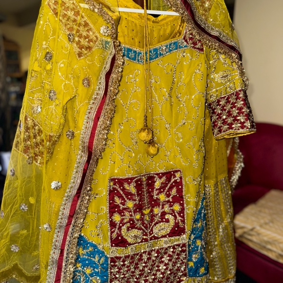 Party sharara suit - Picture 8 of 9